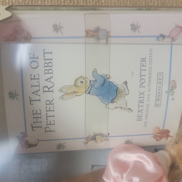 Mattel Collector Barbie and the Tale of Peter Rabbit 1997 - Picture 3 of 8